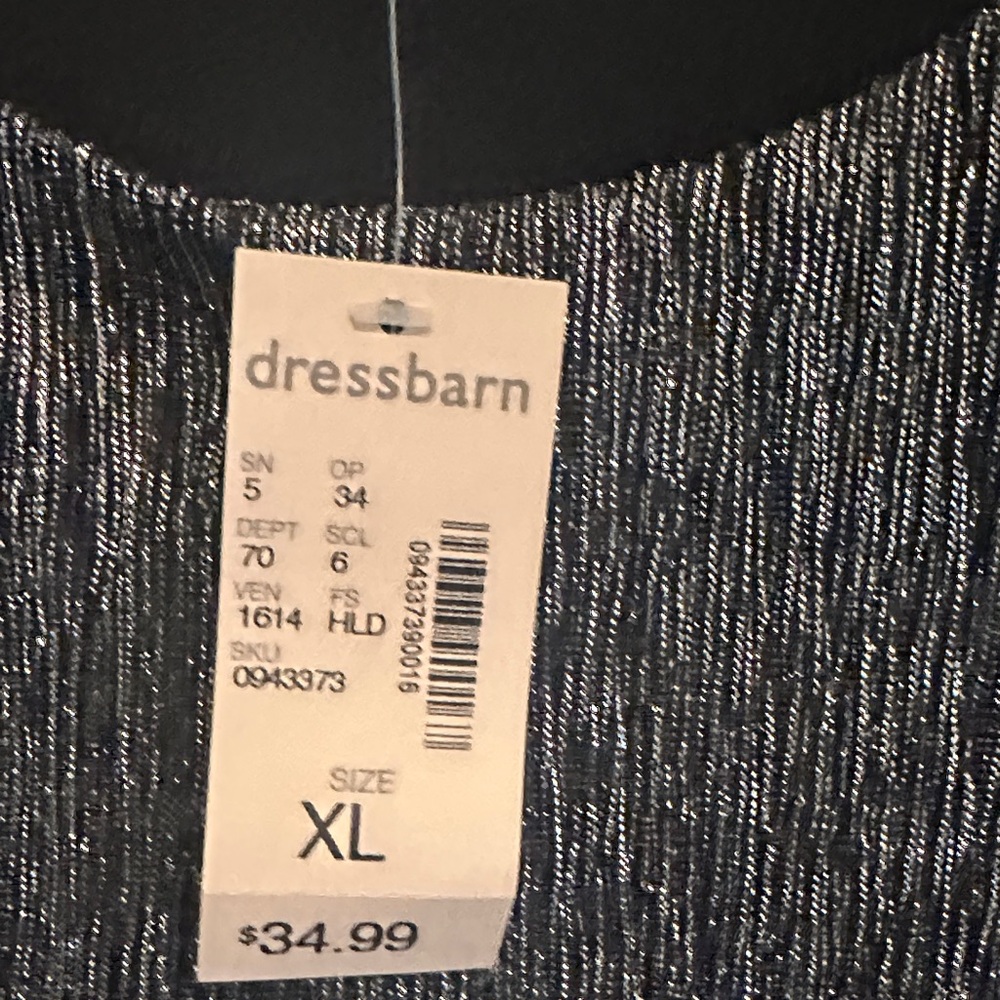 Dressbarn Black and Silver Shimmer Tank Top - Picture 3 of 6